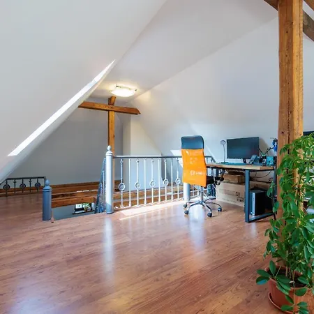 Maisonette Apartment *