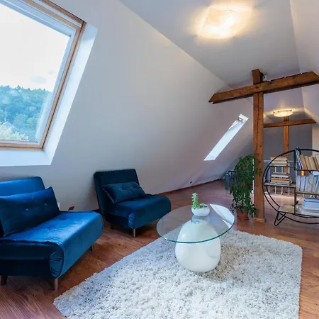 Apartment Maisonette *